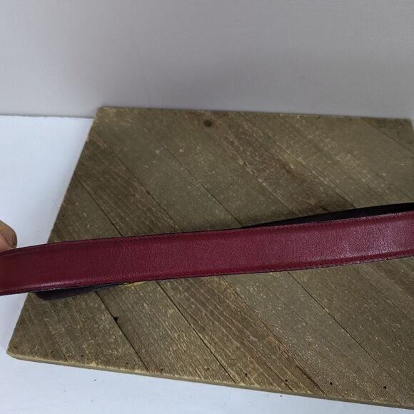 Vintage Pierre Cardin Leather Belt – Adjustable 29.5"–33.5" – Made in France - Picture 7 of 8